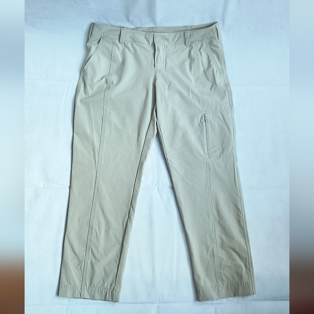 Athleta Khaki Lightweight Nylon Spandex Hiking Crop Straight Leg Pants RN 54023